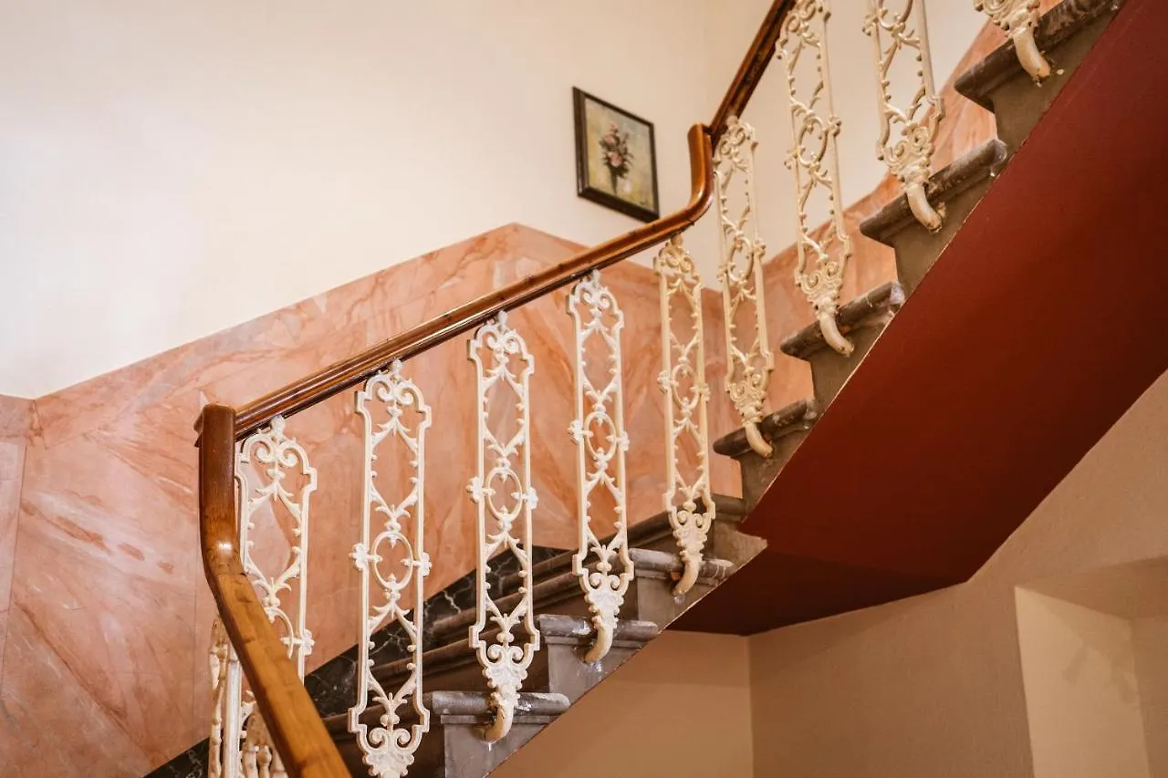 La Speranza Hotel Grazzini Rufina 3*,